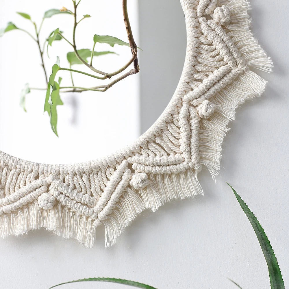 Miroir Rond Décoratif en Macramé Bohème — Décor Mural Artisanal